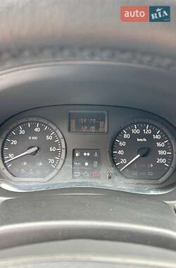 Хетчбек Dacia Sandero 2009 в 