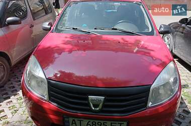 Хэтчбек Dacia Sandero 2009 в Ивано-Франковске