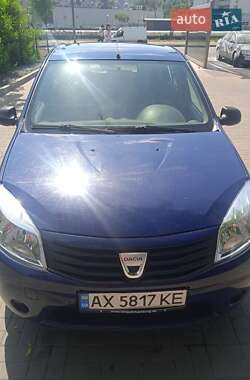 Хэтчбек Dacia Sandero 2009 в Днепре