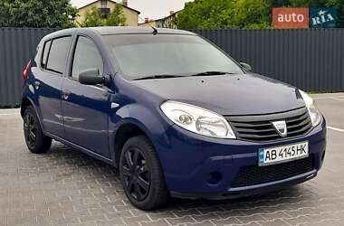 Хетчбек Dacia Sandero 2008 в Вінниці