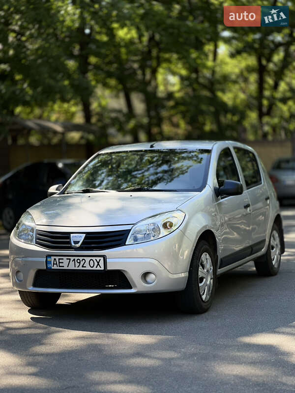 Dacia Sandero 2011 Dacia Sandero 2011