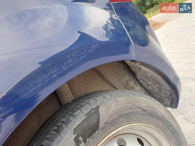 Хэтчбек Dacia Sandero 2009 в Тернополе