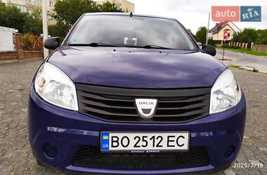 Хетчбек Dacia Sandero 2009 в Кременці