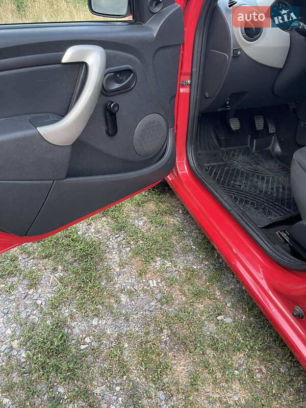 Хетчбек Dacia Sandero 2009 в Знам'янці