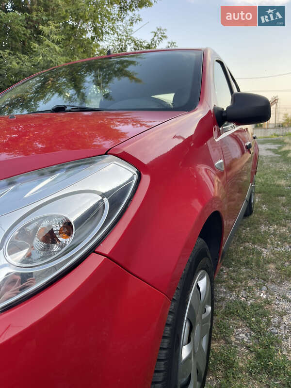 Хетчбек Dacia Sandero 2009 в Знам'янці
