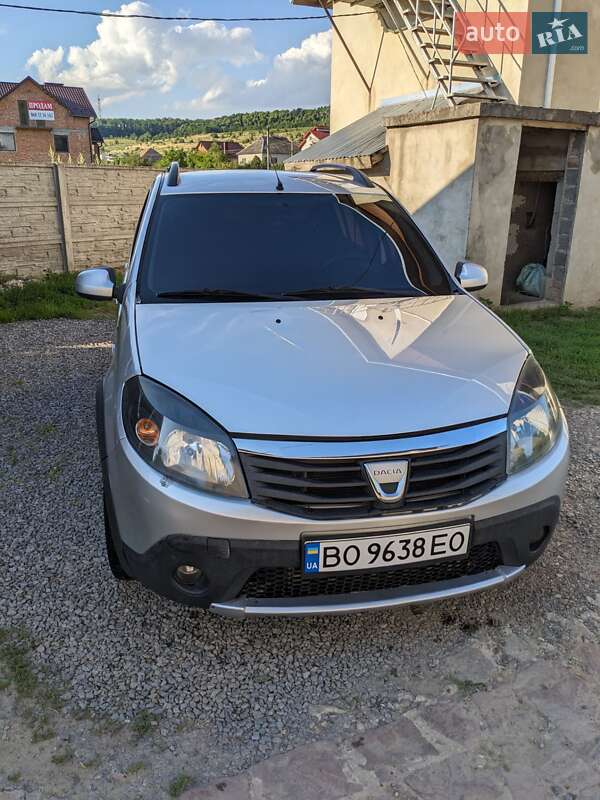 Dacia Sandero 2010