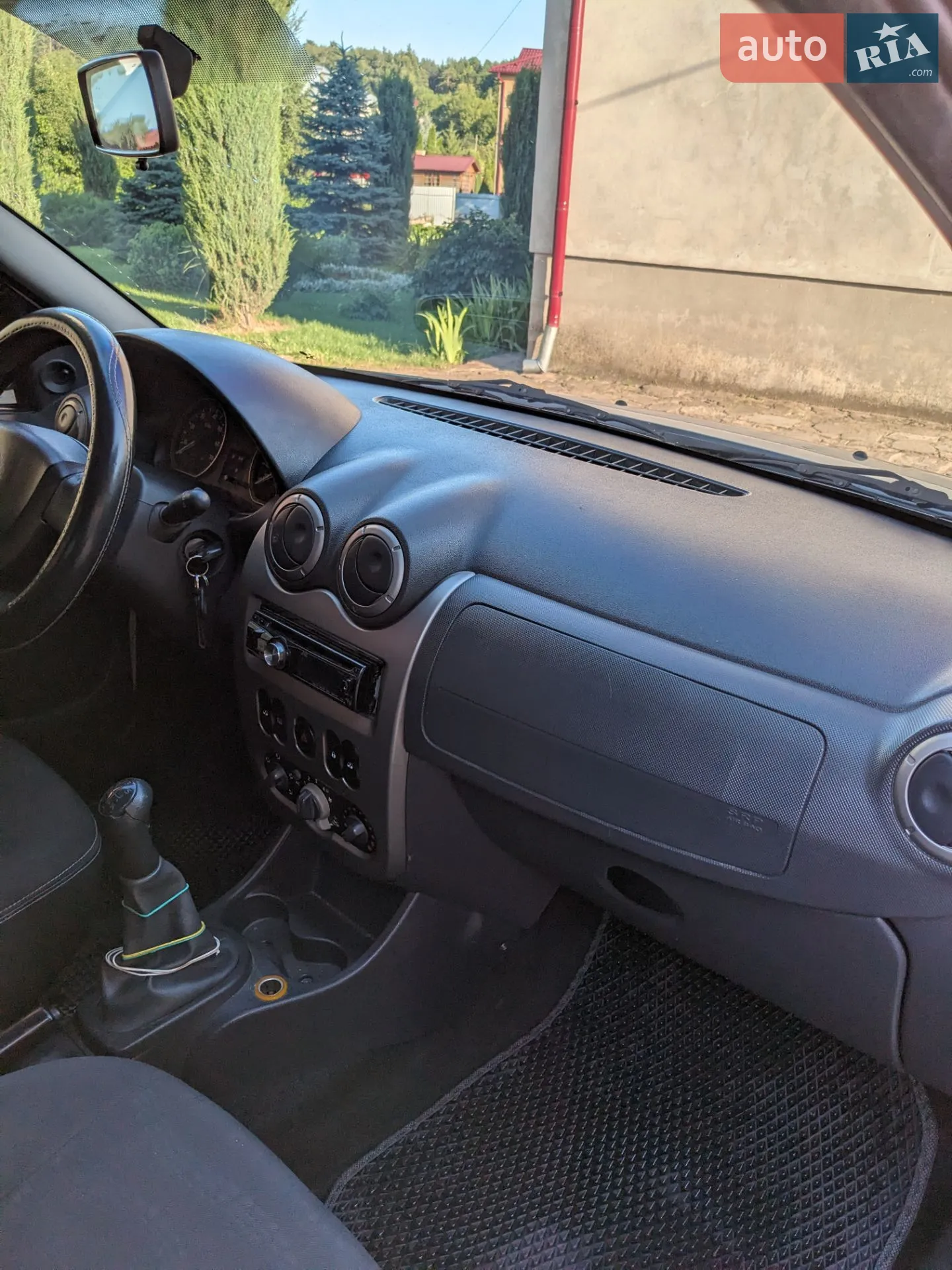 2010 Dacia Sandero - мініатюра 27