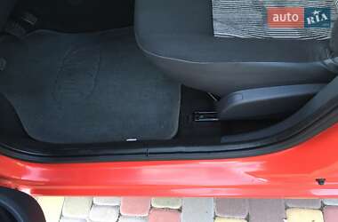 Хетчбек Dacia Sandero 2009 в 