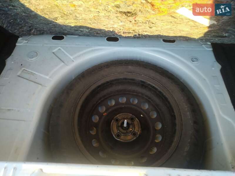 Хетчбек Dacia Sandero 2013 в Хмельницькому