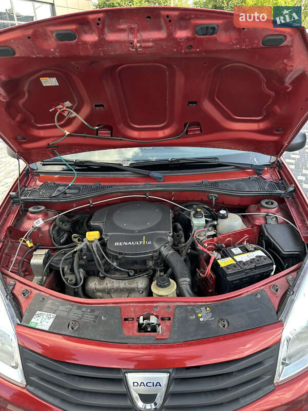 Хэтчбек Dacia Sandero 2009 в Хмельницком