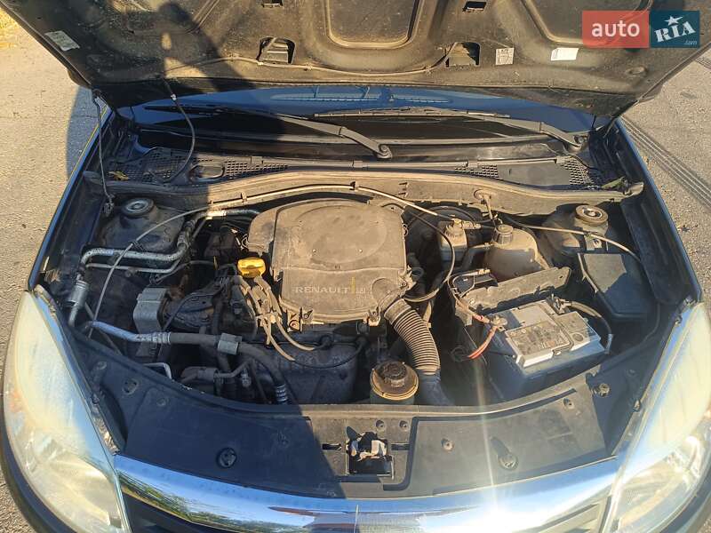 Хетчбек Dacia Sandero 2009 в Одесі