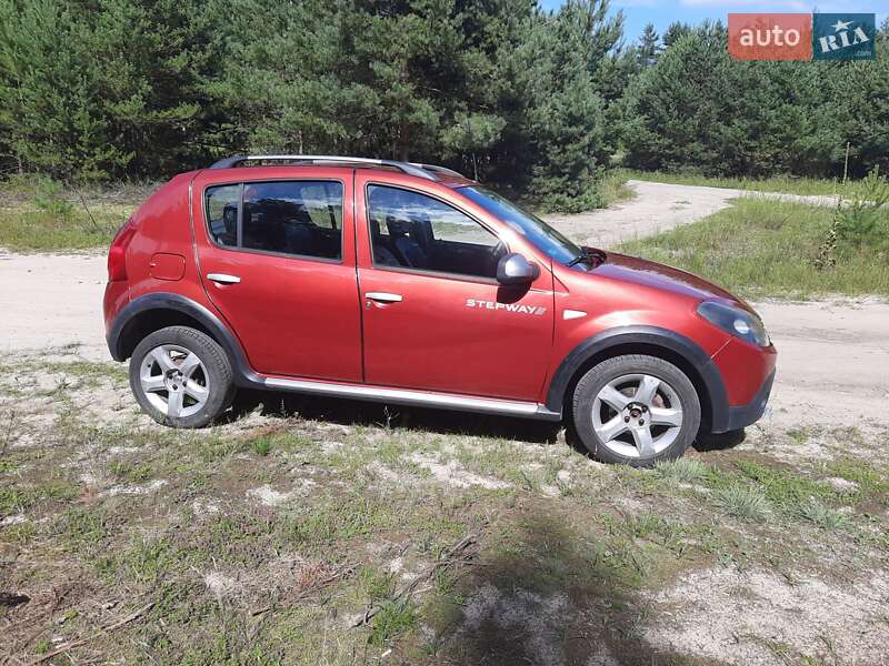 Хэтчбек Dacia Sandero 2010 в Славуте фото 7 Хэтчбек Dacia Sandero 2010 в Славуте