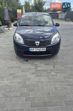 Хэтчбек Dacia Sandero 2011 в Фастове