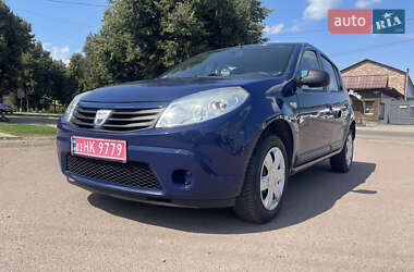 Хетчбек Dacia Sandero 2010 в Бахмачі