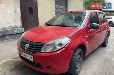 Хетчбек Dacia Sandero 2011 в Львові