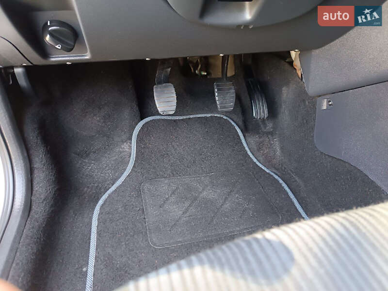 Хэтчбек Dacia Sandero 2009 в Красилове