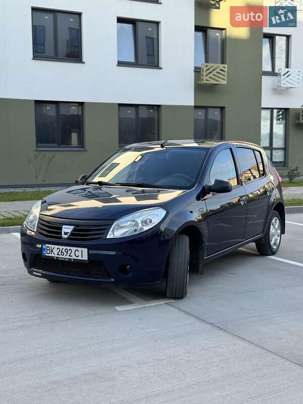 Dacia Sandero 2010
