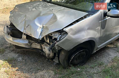 Хетчбек Dacia Sandero 2009 в Полтаві