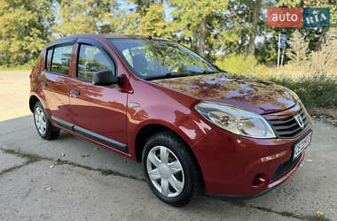 Хетчбек Dacia Sandero 2012 в Сокирянах