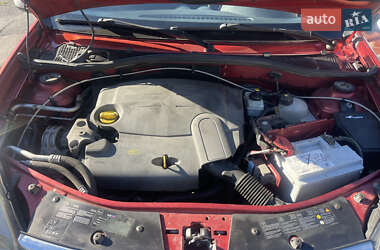 Хэтчбек Dacia Sandero 2010 в 