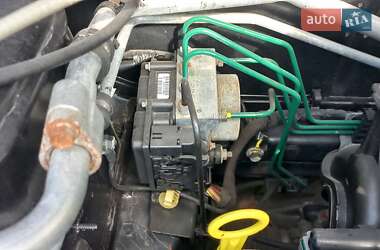 Хэтчбек Dacia Sandero 2008 в 