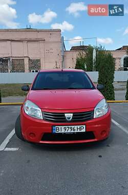 Хетчбек Dacia Sandero 2008 в Полтаві