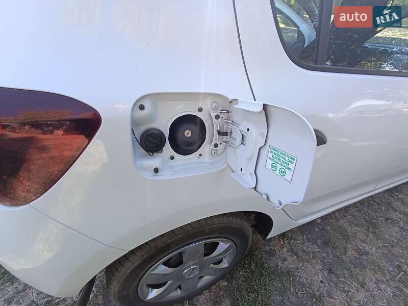 Хетчбек Dacia Sandero 2013 в Верхньодніпровську