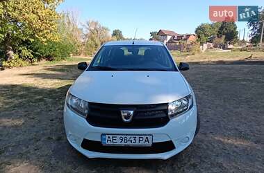 Хэтчбек Dacia Sandero 2013 в 