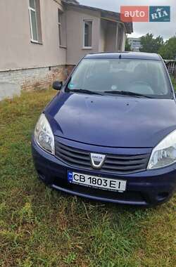 Хэтчбек Dacia Sandero 2009 в Чернигове