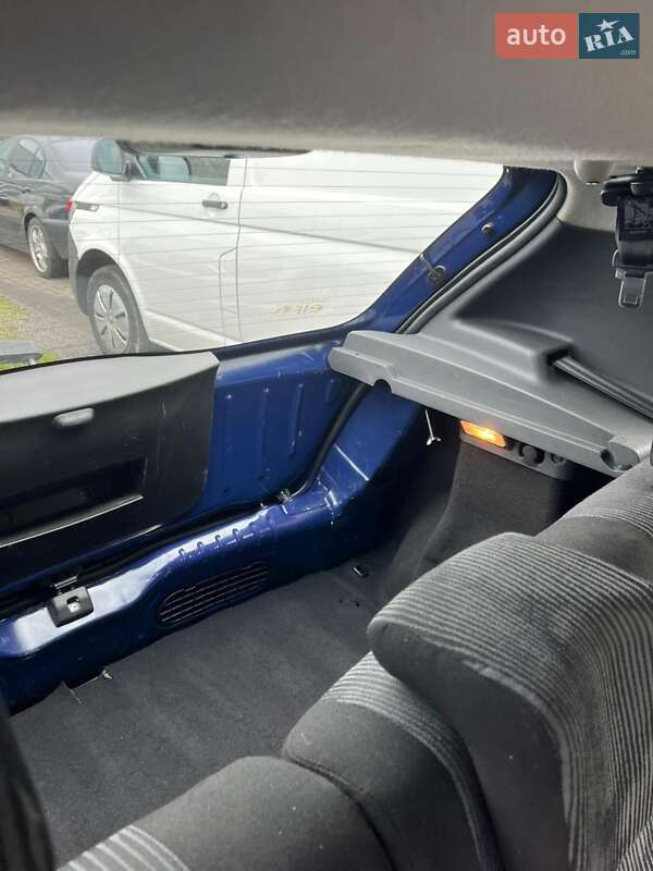 Хэтчбек Dacia Sandero 2009 в Любешове