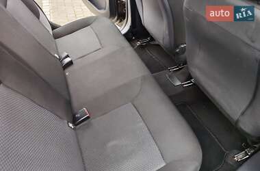 Хэтчбек Dacia Sandero 2015 в 