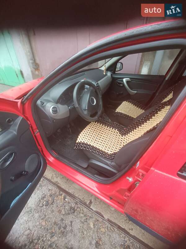 Хетчбек Dacia Sandero 2009 в Миколаєві фото 5 Хетчбек Dacia Sandero 2009 в Миколаєві