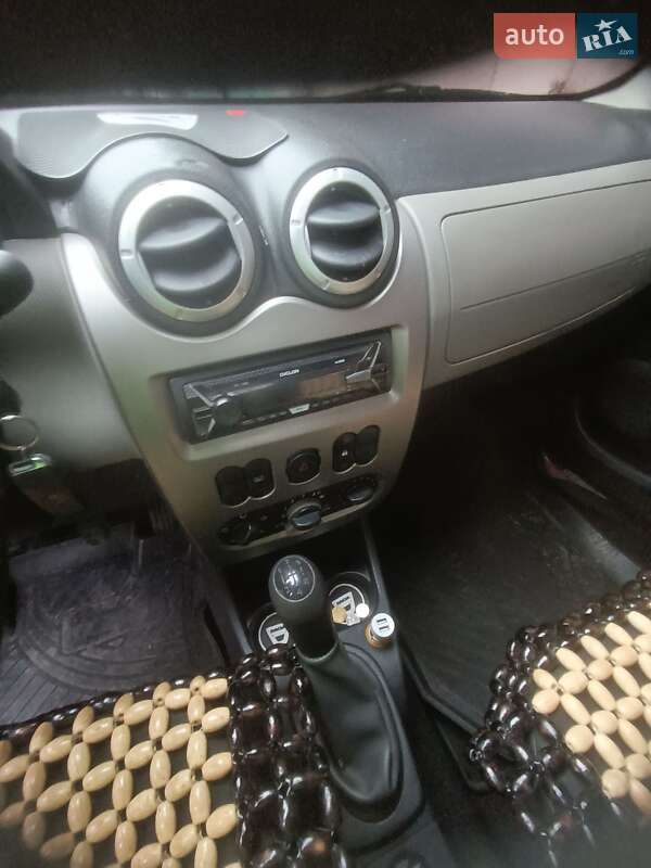 Хетчбек Dacia Sandero 2009 в Миколаєві фото 8 Хетчбек Dacia Sandero 2009 в Миколаєві
