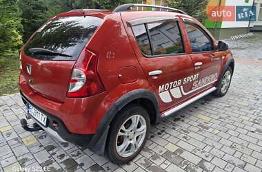 Хэтчбек Dacia Sandero 2012 в Тернополе