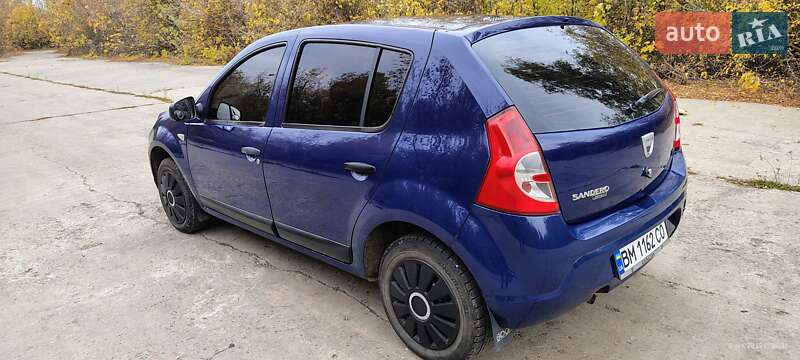 Хетчбек Dacia Sandero 2008 в Сумах фото 5 Хетчбек Dacia Sandero 2008 в Сумах