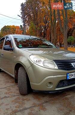 Хэтчбек Dacia Sandero 2009 в 