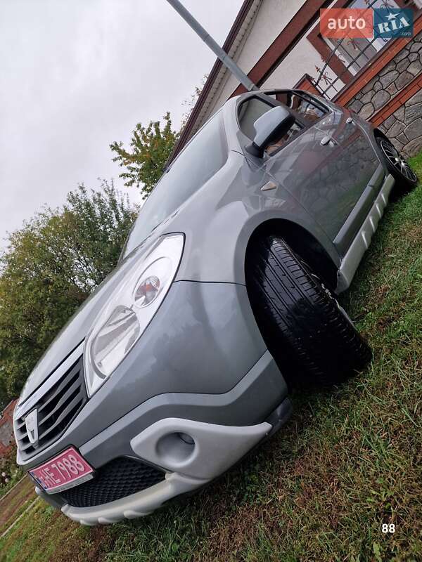 Внедорожник / Кроссовер Dacia Sandero 2009 в Полтаве