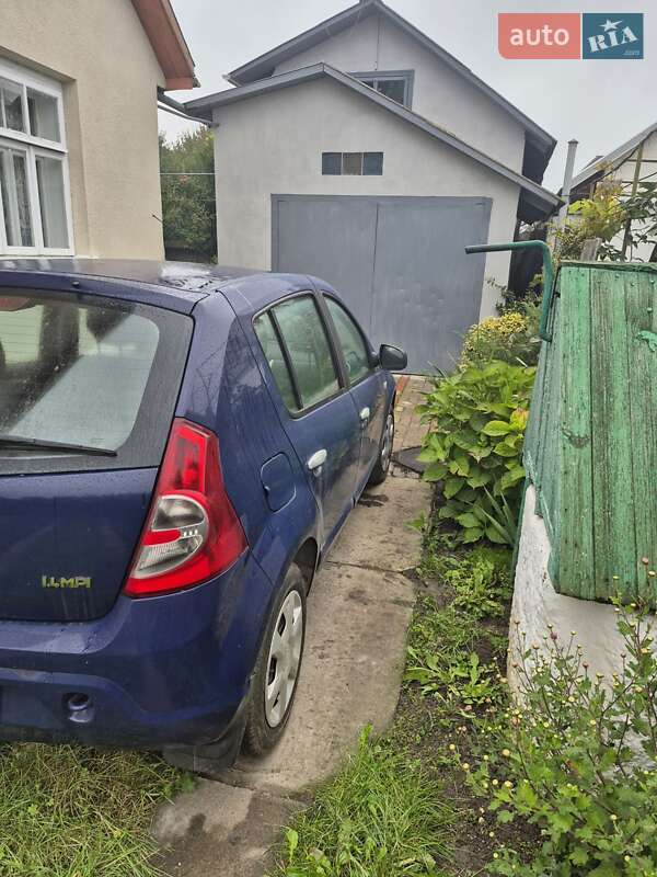 Хетчбек Dacia Sandero 2009 в Дубні фото 6 Хетчбек Dacia Sandero 2009 в Дубні