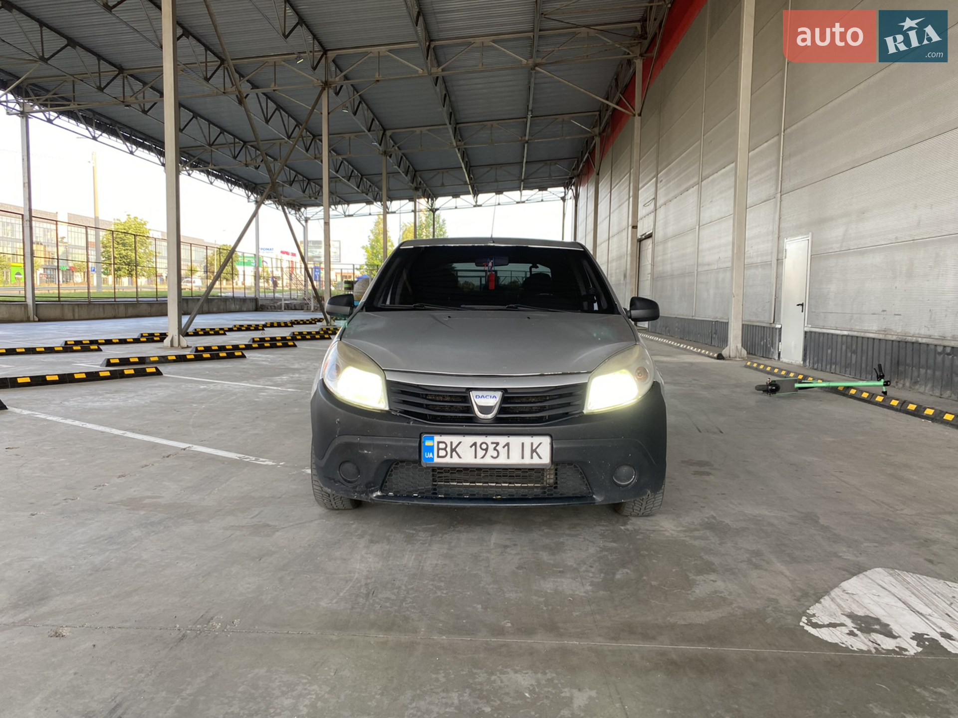 2010 Dacia Sandero - мініатюра 12
