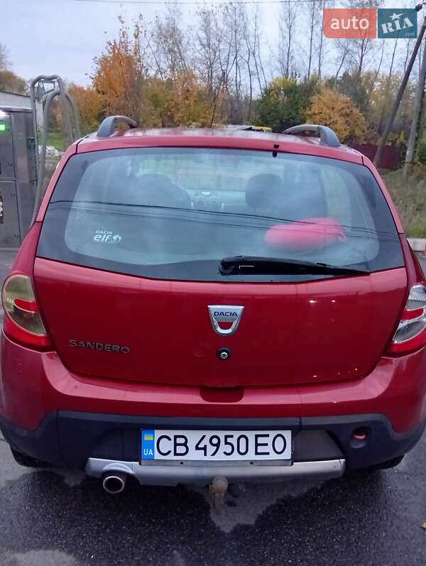 Хэтчбек Dacia Sandero 2011 в Чернигове