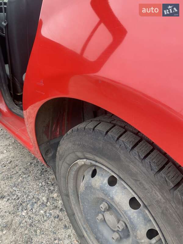 Хетчбек Dacia Sandero 2010 в Сумах фото 6 Хетчбек Dacia Sandero 2010 в Сумах