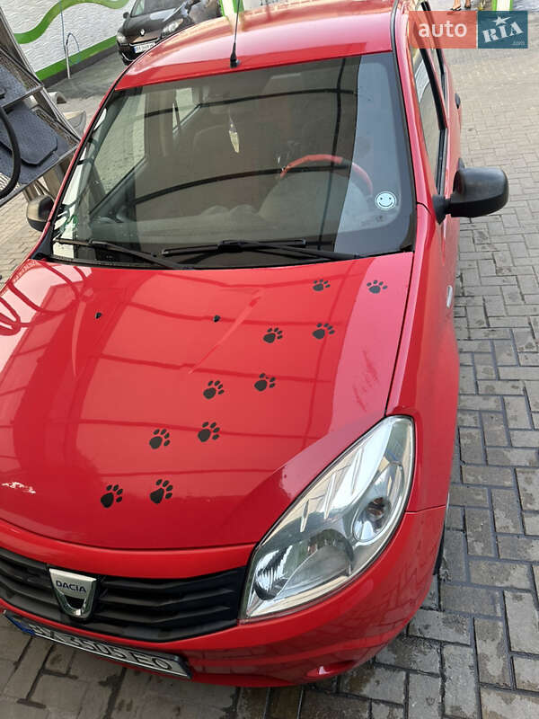Хетчбек Dacia Sandero 2009 в Хмельницькому
