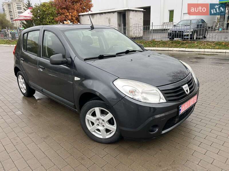 Хетчбек Dacia Sandero 2009 в Сумах фото 3 Хетчбек Dacia Sandero 2009 в Сумах
