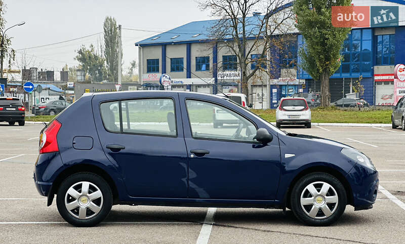 Хетчбек Dacia Sandero 2009 в Житомирі фото 8 Хетчбек Dacia Sandero 2009 в Житомирі