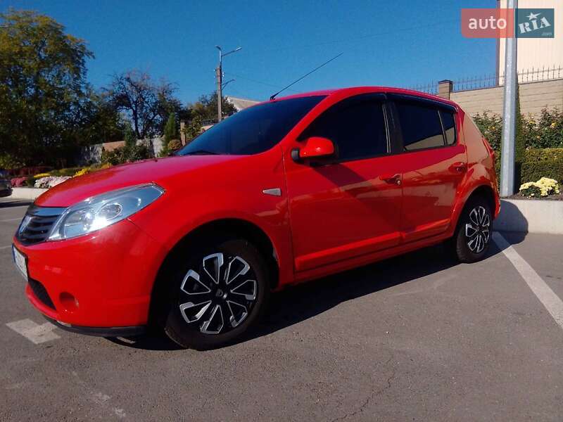 Хэтчбек Dacia Sandero 2009 в Запорожье фото 5 Хэтчбек Dacia Sandero 2009 в Запорожье