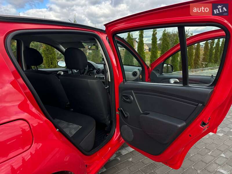 Хэтчбек Dacia Sandero 2009 в Луцке фото 13 Хэтчбек Dacia Sandero 2009 в Луцке
