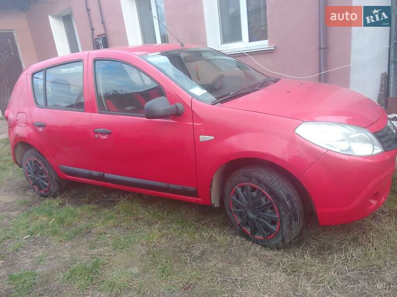 Хэтчбек Dacia Sandero 2009 в Виннице фото 2 Хэтчбек Dacia Sandero 2009 в Виннице
