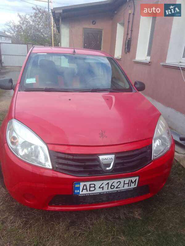 Хэтчбек Dacia Sandero 2009 в Виннице фото Хэтчбек Dacia Sandero 2009 в Виннице