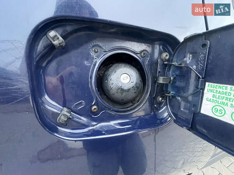 Хетчбек Dacia Sandero 2010 в Луцьку