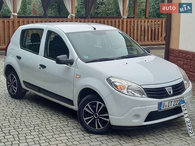 Хэтчбек Dacia Sandero 2009 в Самборе фото 20 Хэтчбек Dacia Sandero 2009 в Самборе